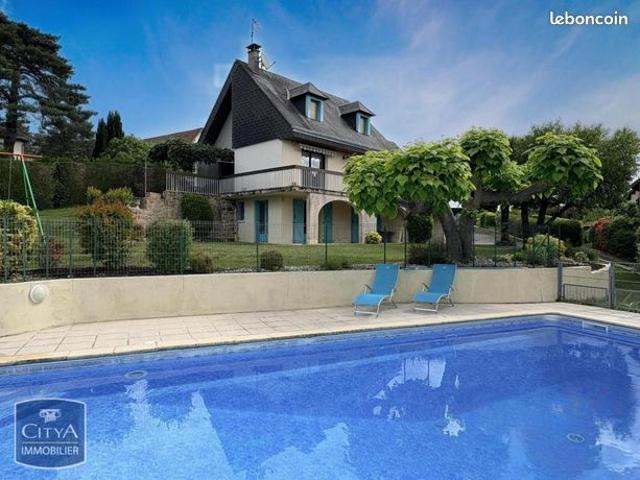 Maison 6 pièces 174 m²