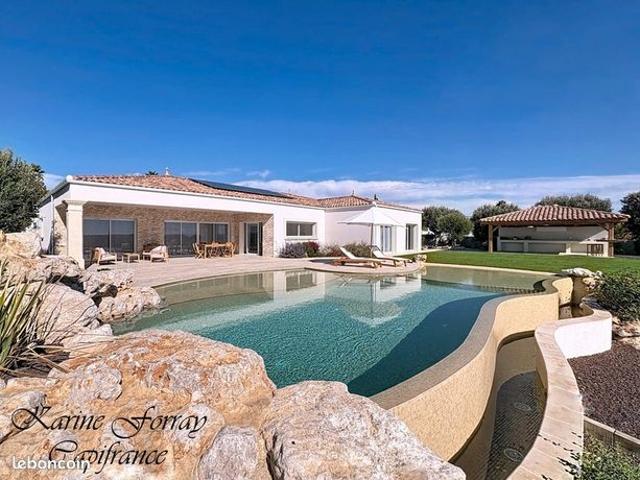 Maison 6 pièces 174 m²