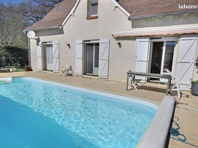 Maison 6 pièces 174 m²