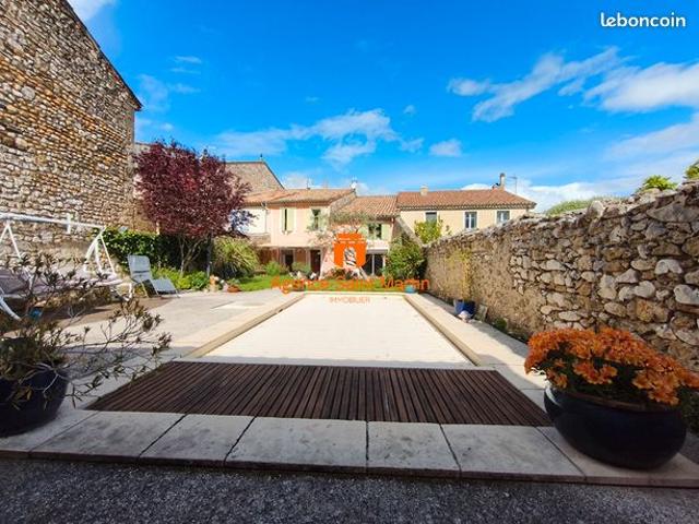 Maison 6 pièces 174 m²