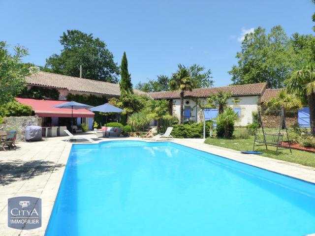 Maison 6 pièces 174 m²