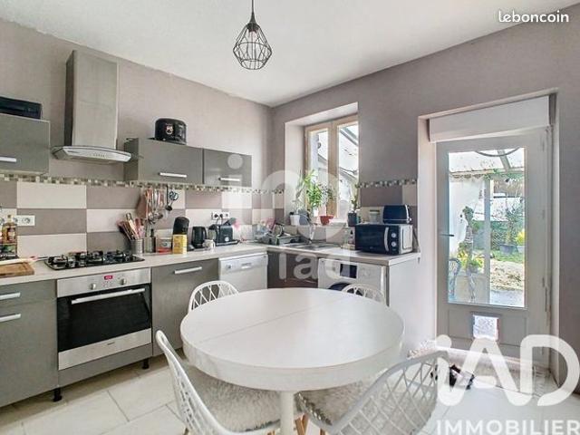 Maison 6 pièces 174 m²