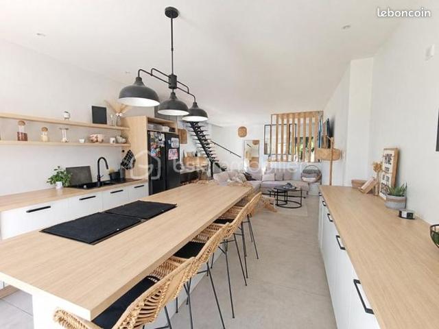 Maison 6 pièces 174 m²
