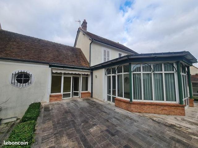 Maison 6 pièces 174 m²