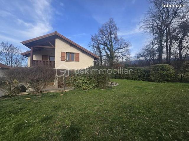 Maison 6 pièces 174 m²
