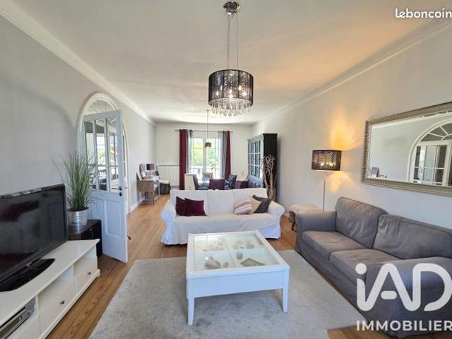 Maison 6 pièces 174 m²