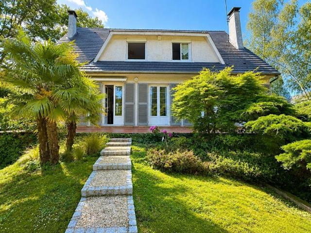 Maison 6 pièces 174 m²