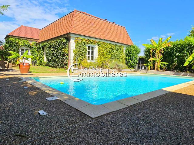 Maison 6 pièces 174 m²