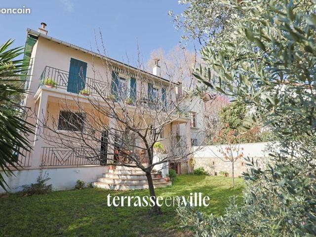 Maison 6 pièces 174 m²