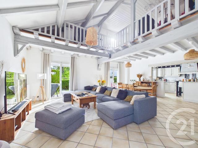Maison 6 pièces 174 m²