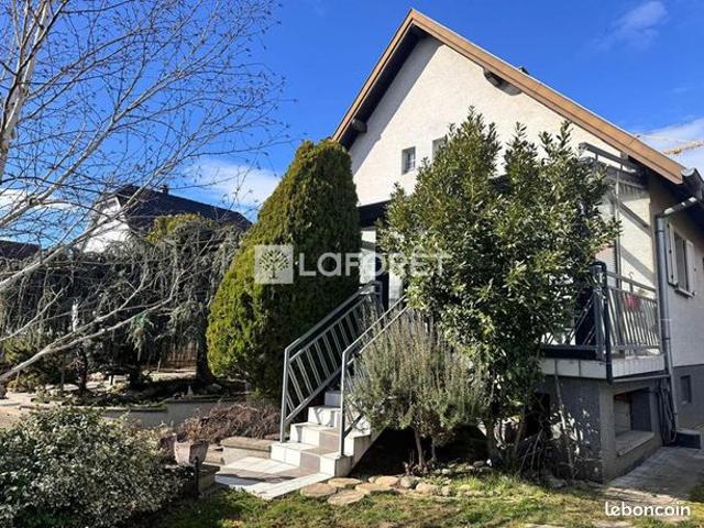 Maison 6 pièces 175 m²