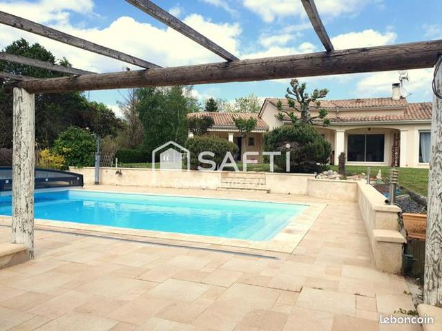 Maison 6 pièces 175 m²