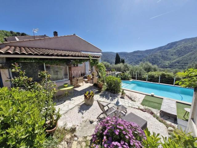 Maison 6 pièces 175 m²