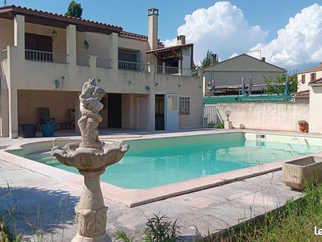 Maison 6 pièces 175 m²