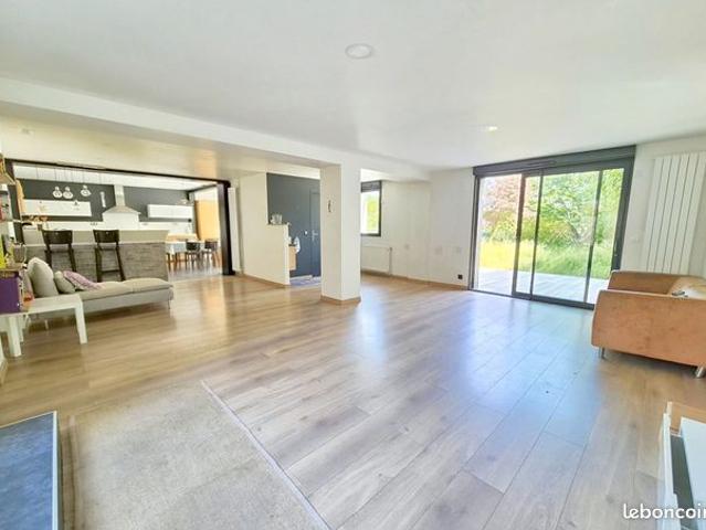 Maison 6 pièces 175 m²