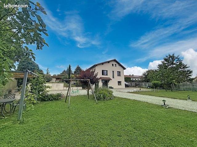 Maison 6 pièces 160 m²