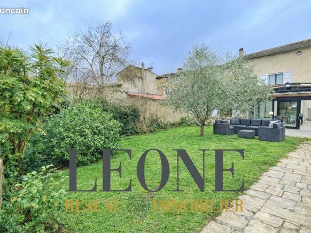 Maison 6 pièces 175 m²