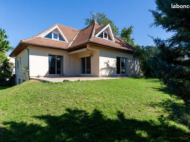 Maison 6 pièces 175 m²