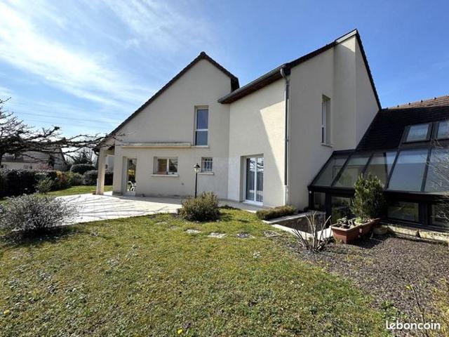 Maison 6 pièces 175 m²