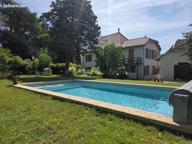 Maison 6 pièces 175 m²