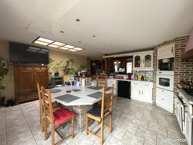 Maison 6 pièces 175 m²