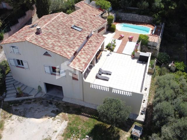 Maison 6 pièces 175 m²