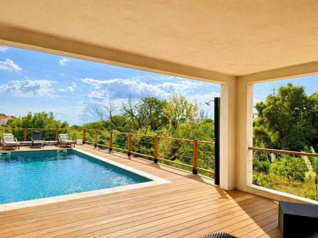Maison 6 pièces 175 m²