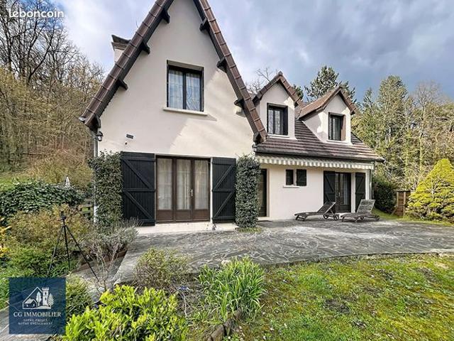 Maison 6 pièces 176 m²