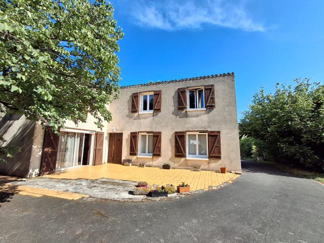 Maison 6 pièces 176 m²