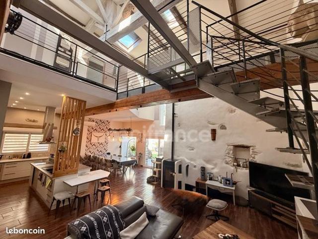 Maison 6 pièces 176 m²