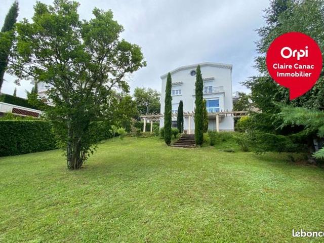 Maison 6 pièces 176 m²