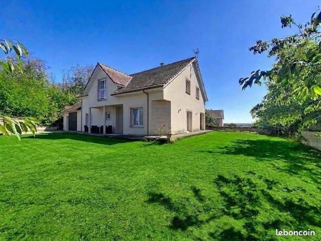 Maison 6 pièces 176 m²