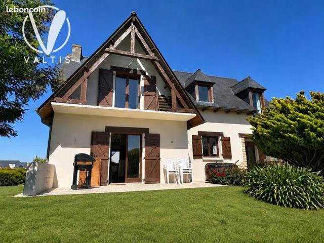 Maison 6 pièces 176 m²
