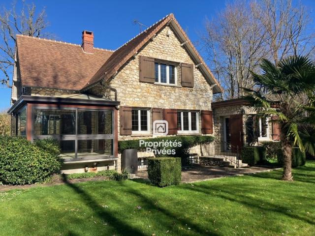 Maison 6 pièces 176 m²