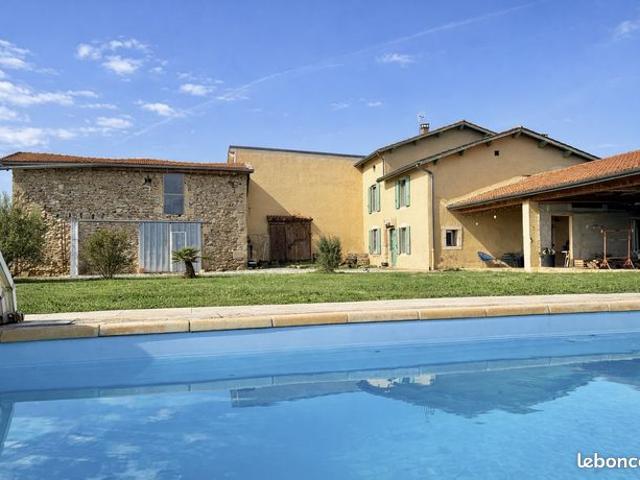 Maison 6 pièces 176 m²