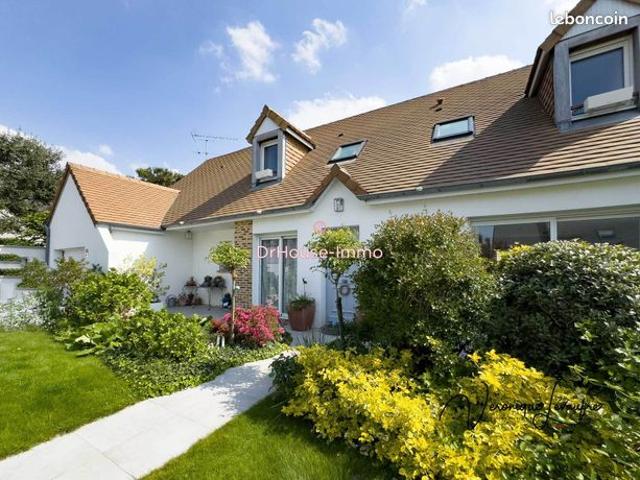 Maison 6 pièces 176 m²
