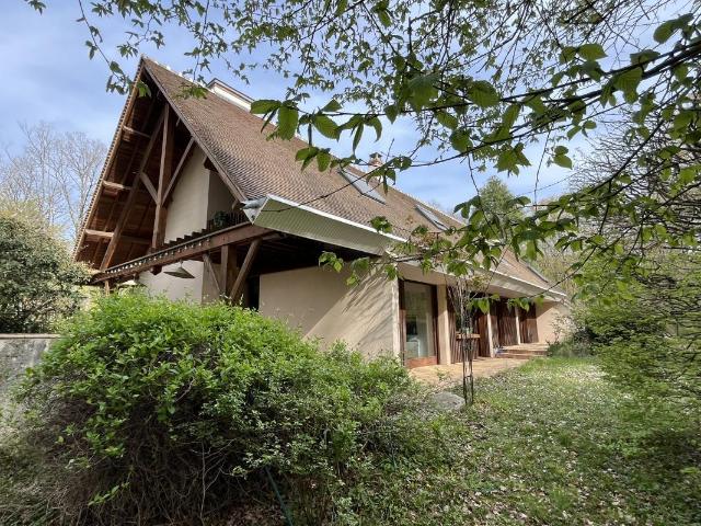 Maison 6 pièces 176 m²