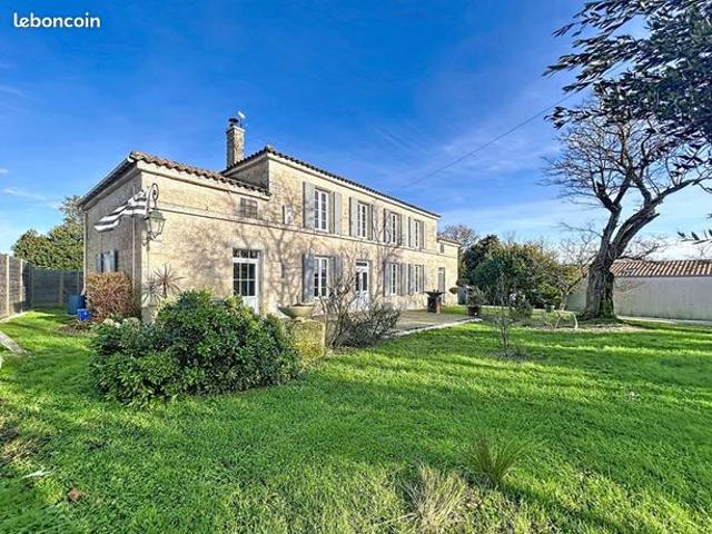 Maison 6 pièces 176 m²