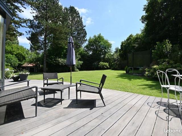 Maison 6 pièces 176 m²