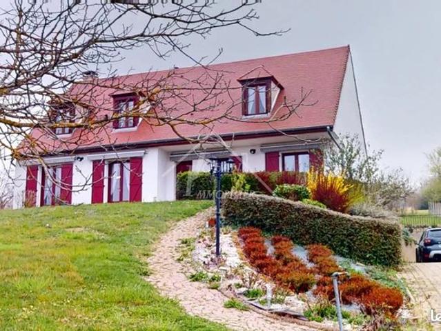 Maison 6 pièces 176 m²