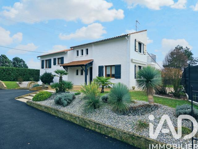 Maison 6 pièces 176 m²