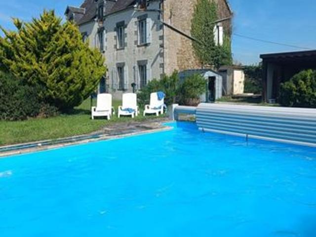 Maison 6 pièces 176 m²