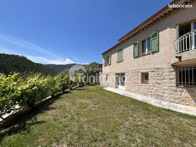 Maison 6 pièces 176 m²