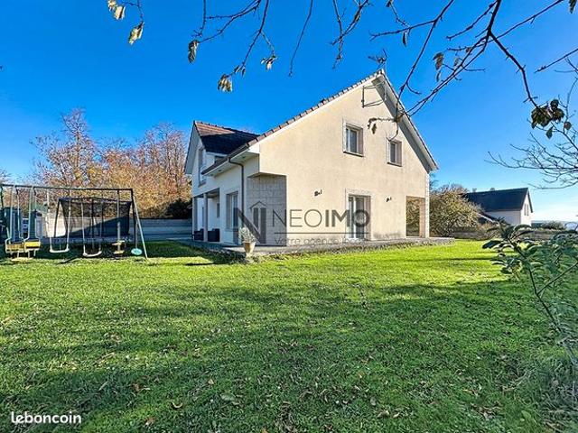 Maison 6 pièces 176 m²