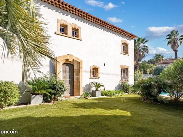 Maison 6 pièces 176 m²