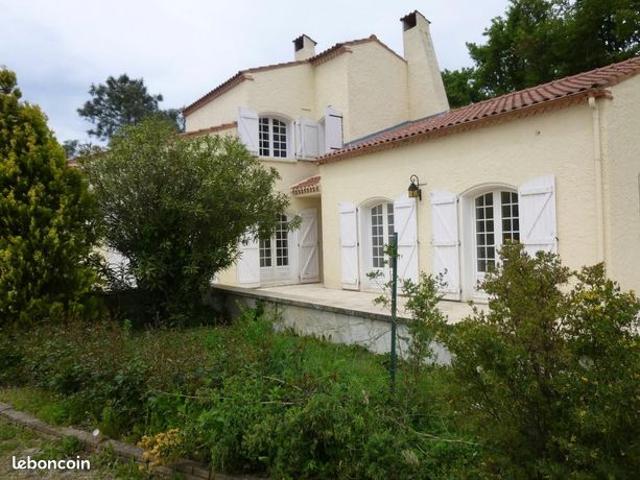 Maison 6 pièces 176 m²