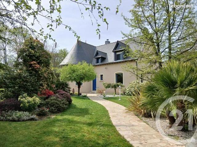 Maison 6 pièces 176 m²