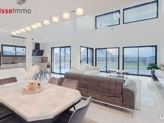 Maison 6 pièces 176 m²