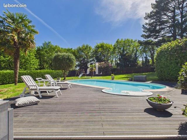 Maison 6 pièces 176 m²