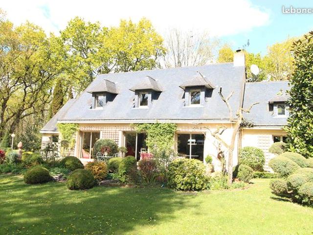Maison 6 pièces 176 m²